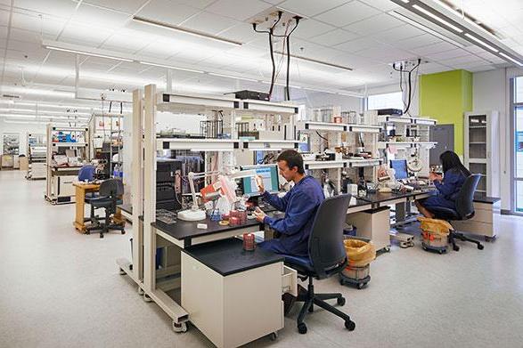 The Pathology Lab at Dartmouth-Hitchcock Medical Center